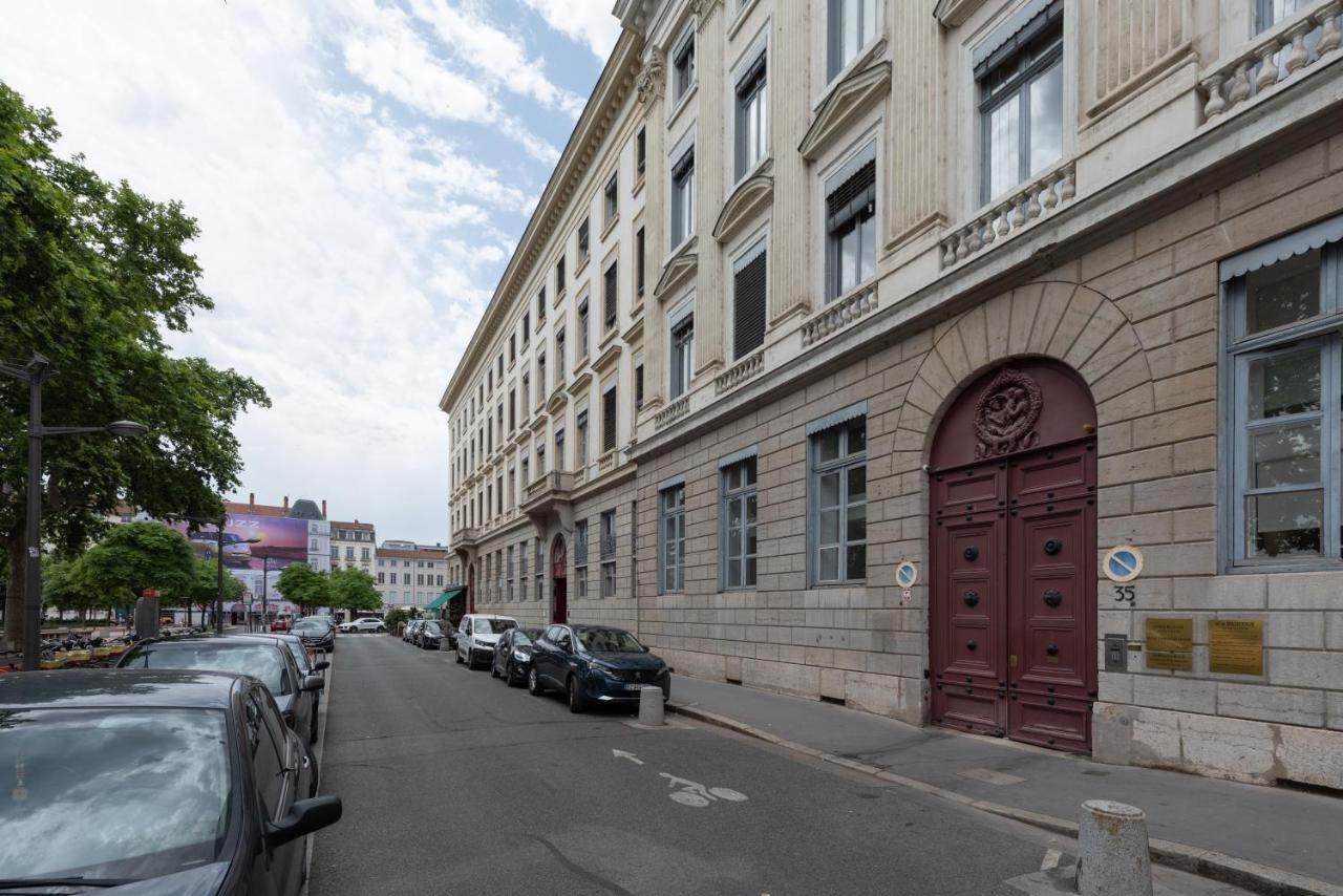 Le Pompadour - Magnifique T2 Place Bellecour 4Eme Etage Sans Ascenseur - 4Th Floor No Elevator Lyon Exterior photo